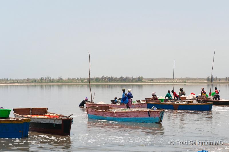 20090529_131459 D3 P1 P1.jpg - Pink Lake (Lac Rose) is about a 30 minute drive from Dakar